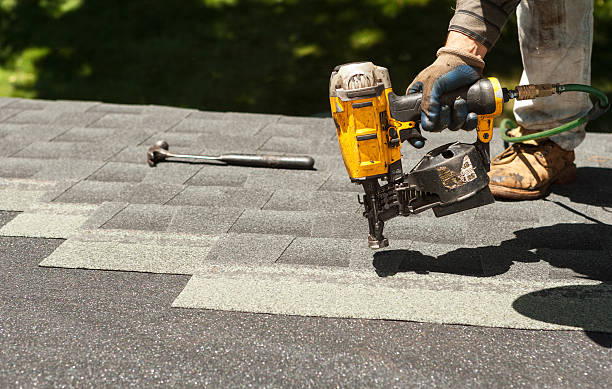 Best Roof Maintenance Services  in Iola, KS